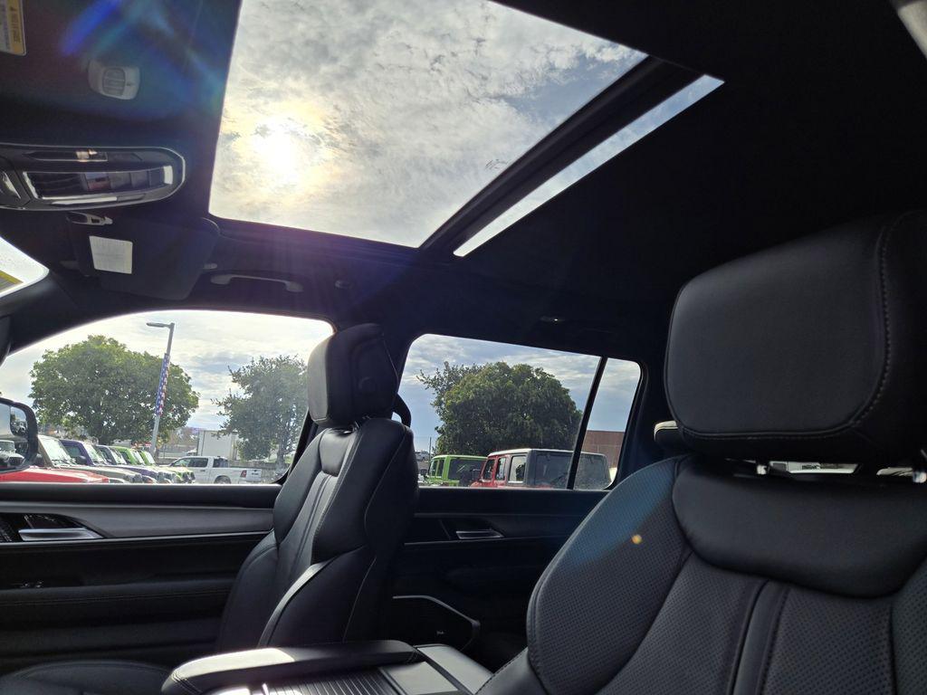 new 2026 Jeep Grand Wagoneer car, priced at $75,995