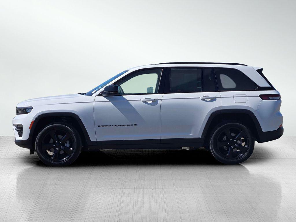 used 2023 Jeep Grand Cherokee car, priced at $25,888