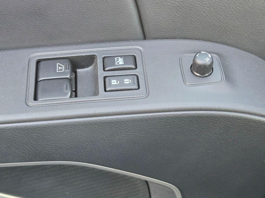 used 2025 Nissan Frontier car, priced at $27,888