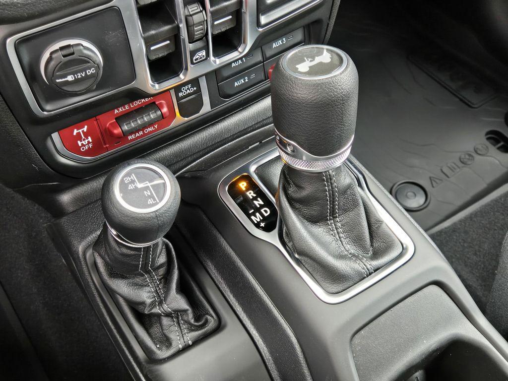 new 2025 Jeep Wrangler car, priced at $46,995