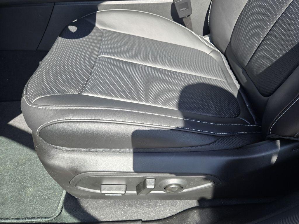 new 2026 Jeep Grand Cherokee car, priced at $49,080