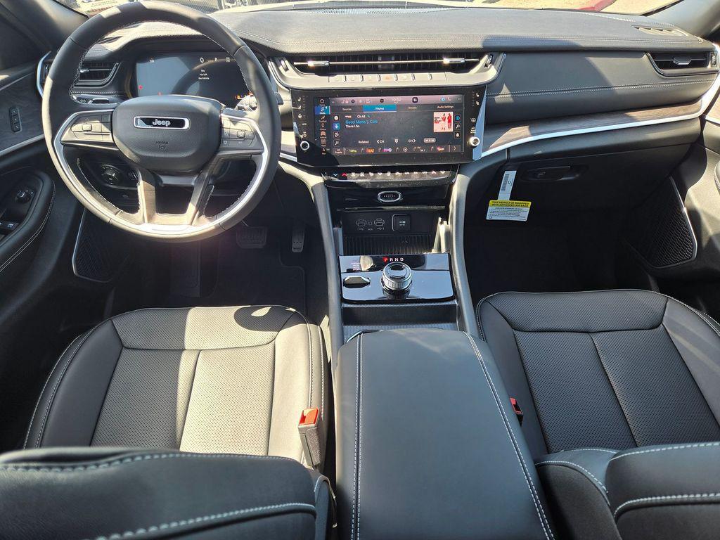 new 2026 Jeep Grand Cherokee car, priced at $49,080