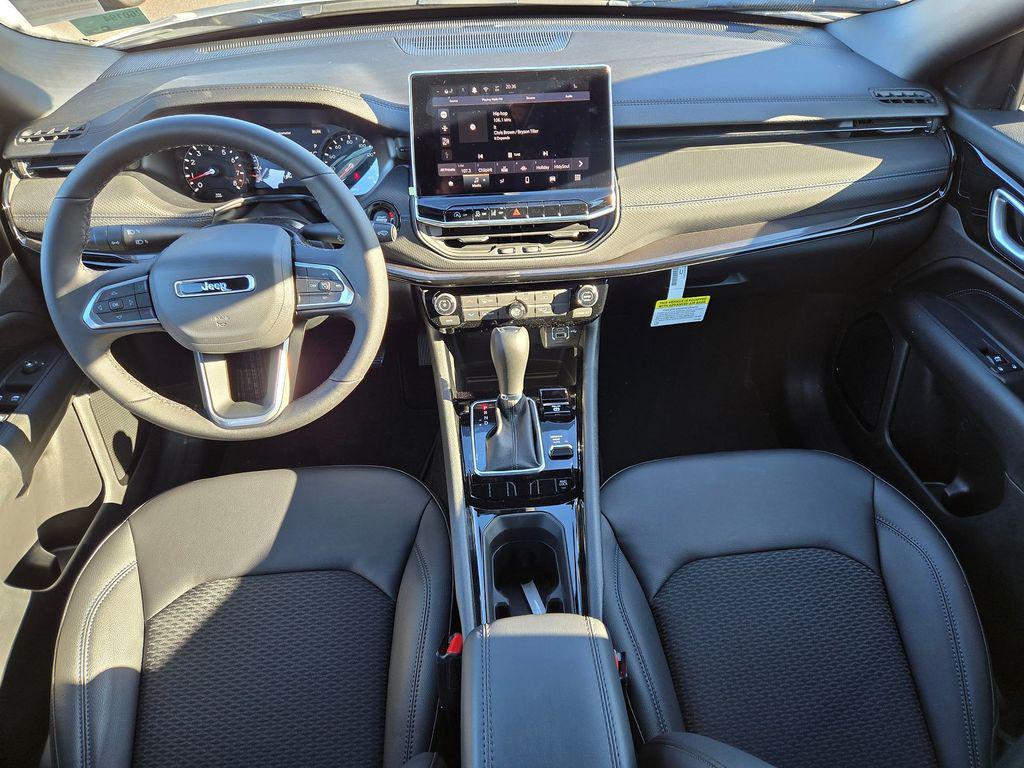 new 2026 Jeep Compass car, priced at $31,495