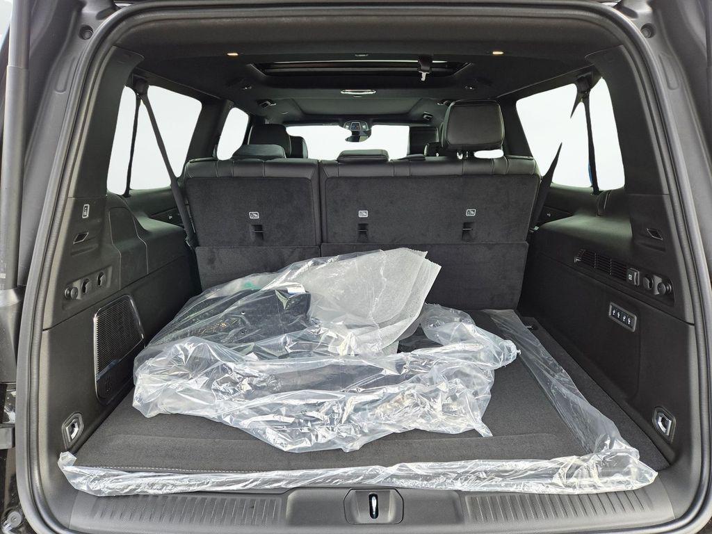 new 2026 Jeep Grand Wagoneer L car, priced at $83,995