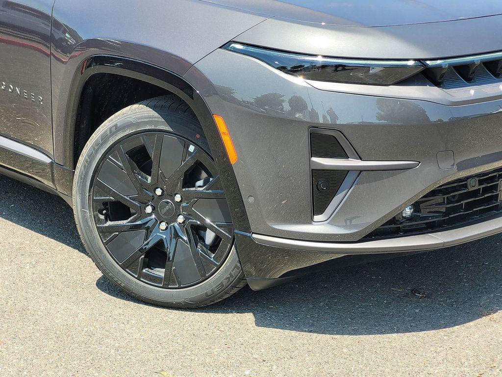 new 2025 Jeep Wagoneer S car, priced at $48,995