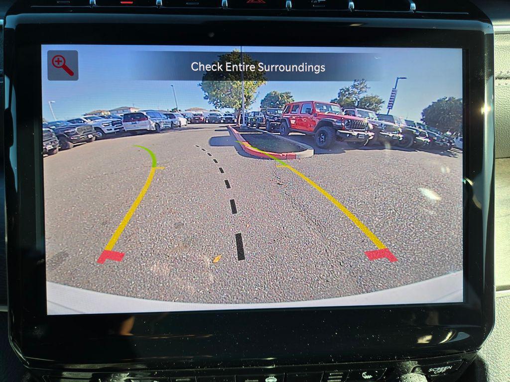 new 2025 Jeep Grand Cherokee car, priced at $49,995