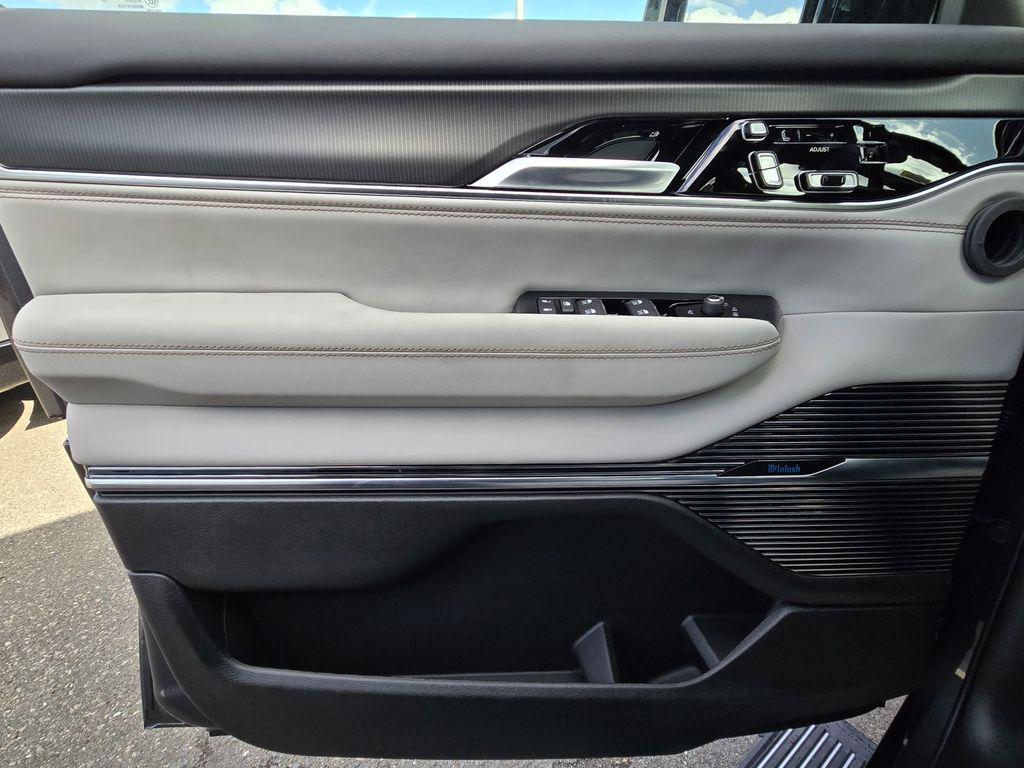 new 2026 Jeep Grand Wagoneer car, priced at $96,680