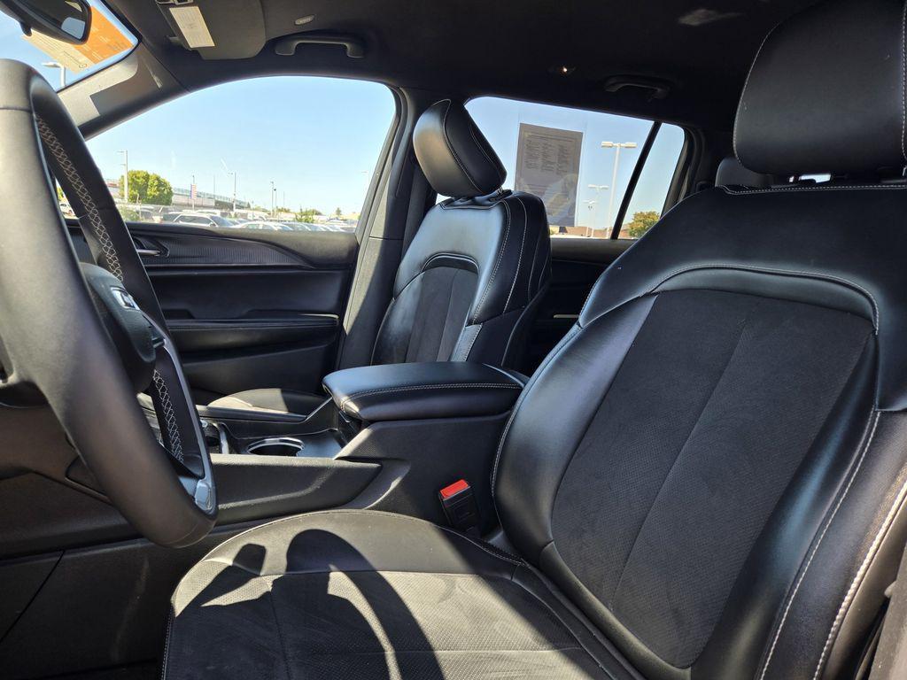 used 2024 Jeep Grand Cherokee L car, priced at $42,995