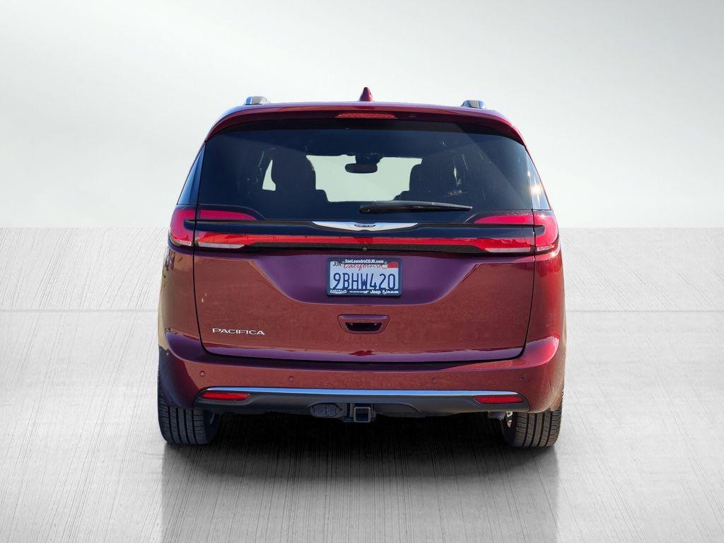 used 2022 Chrysler Pacifica car, priced at $32,000