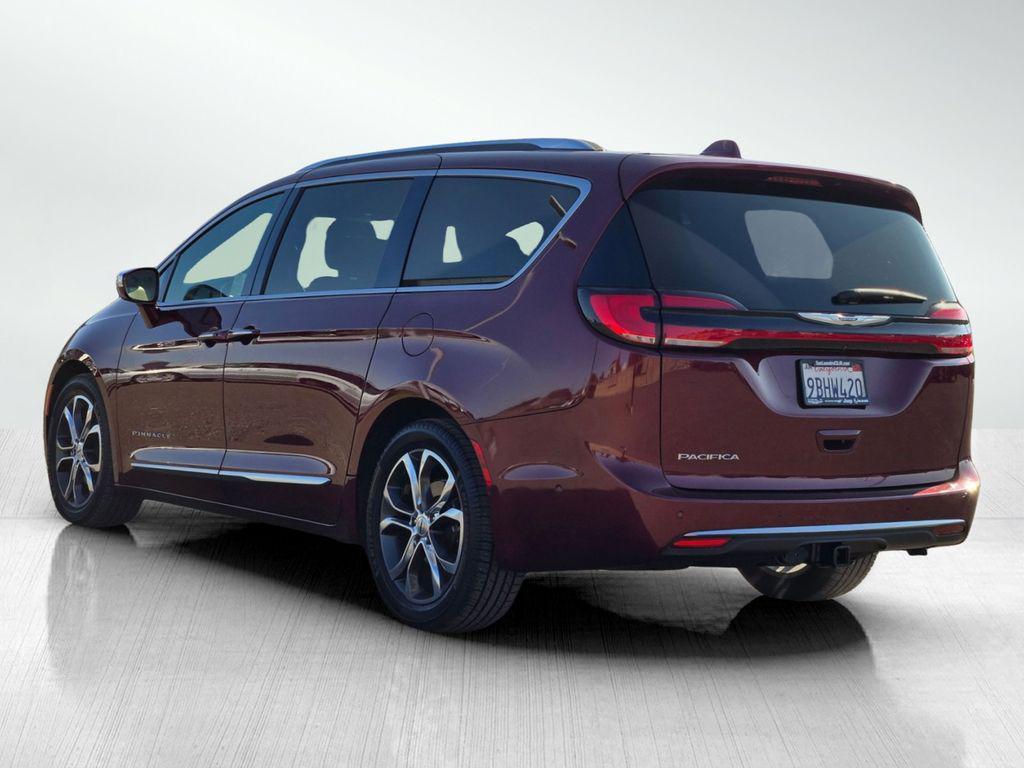 used 2022 Chrysler Pacifica car, priced at $32,000