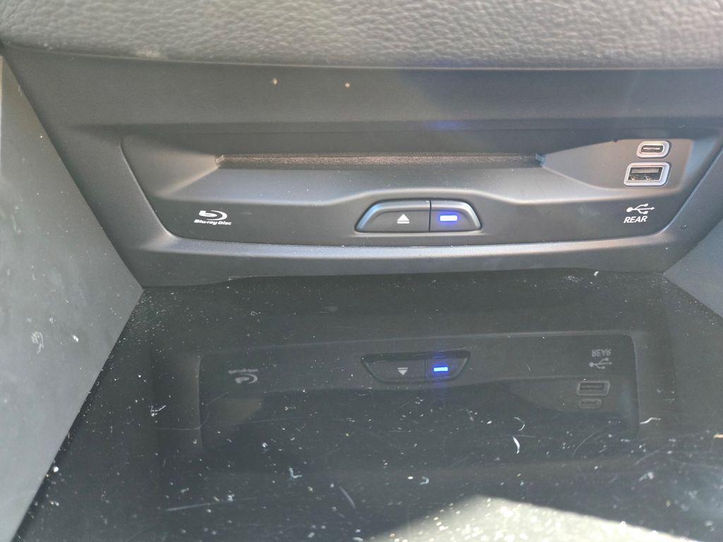 used 2022 Chrysler Pacifica car, priced at $32,000