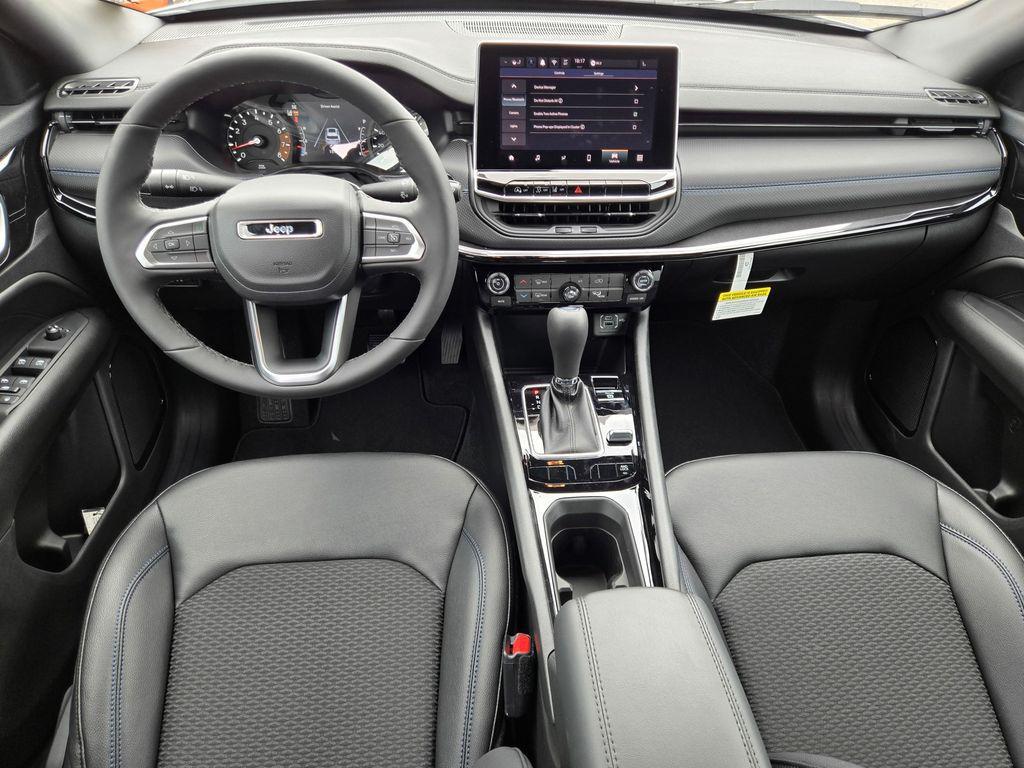 new 2026 Jeep Compass car, priced at $27,995