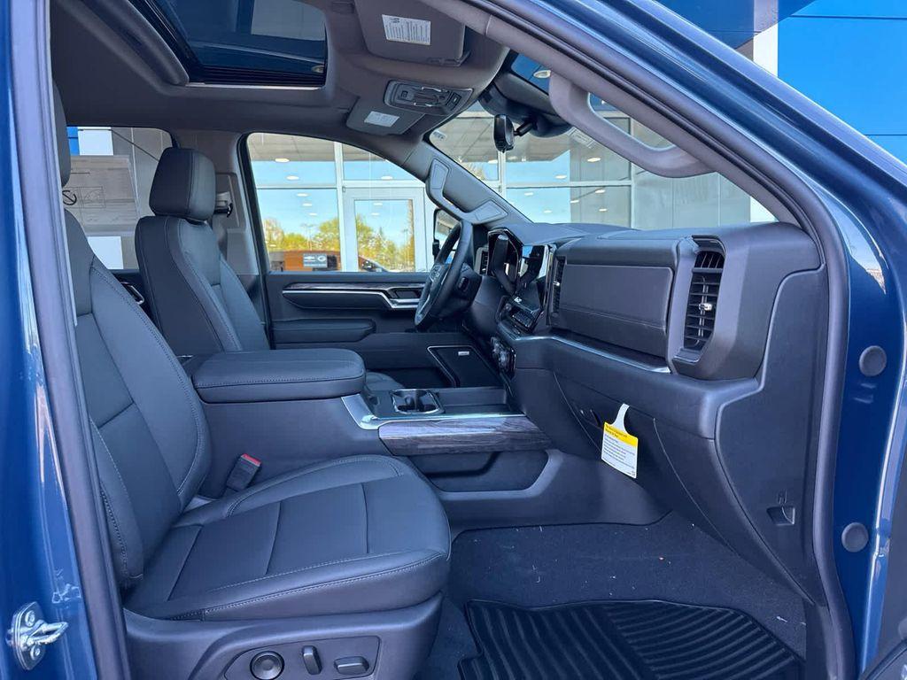 new 2026 Chevrolet Silverado 3500 car, priced at $82,881