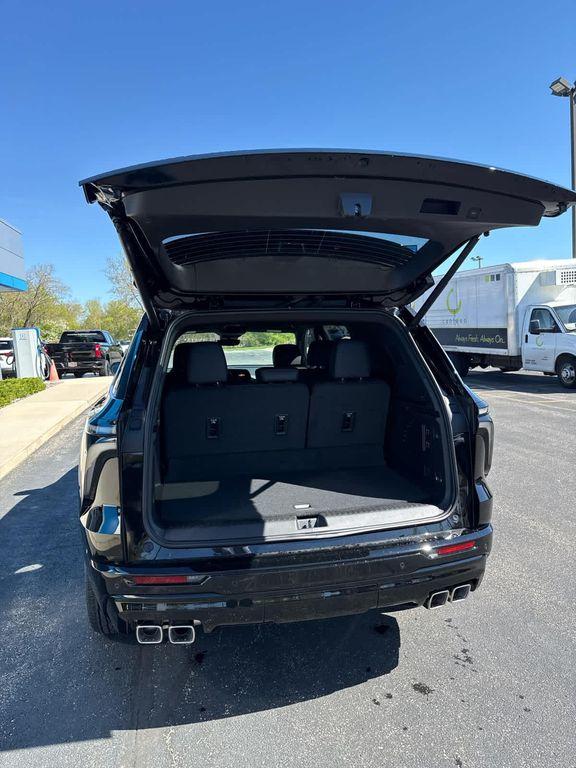 new 2026 Chevrolet Traverse car, priced at $59,500