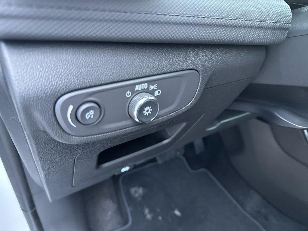 new 2026 Chevrolet TrailBlazer car, priced at $31,255