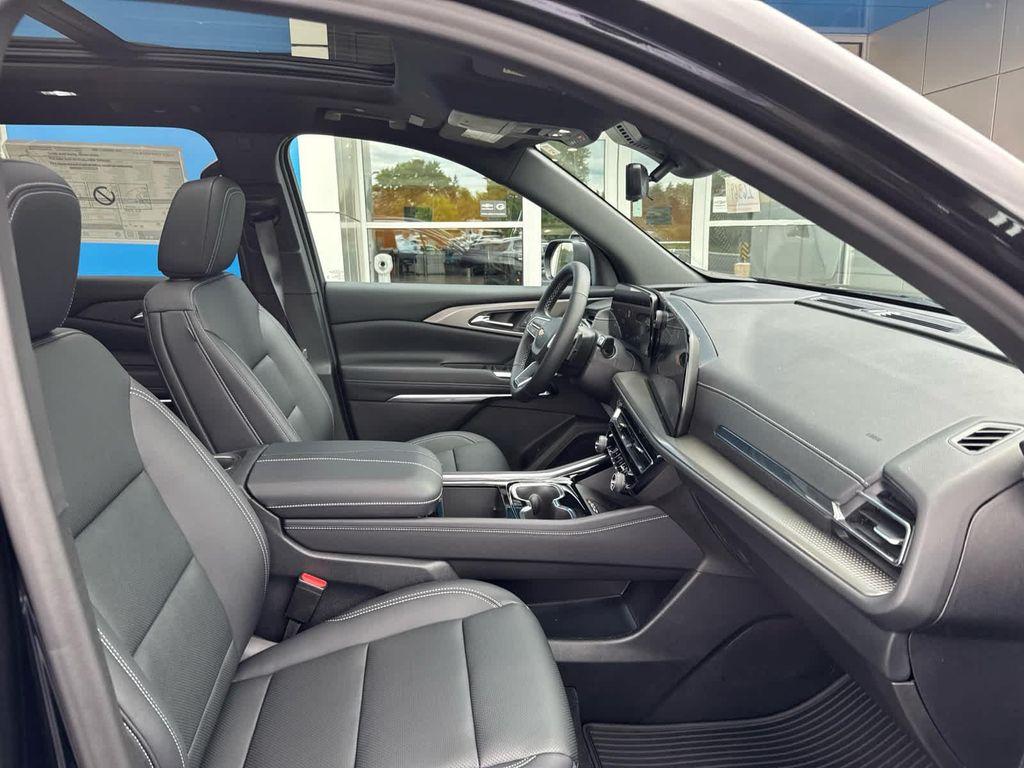 new 2026 Chevrolet Traverse car, priced at $49,995