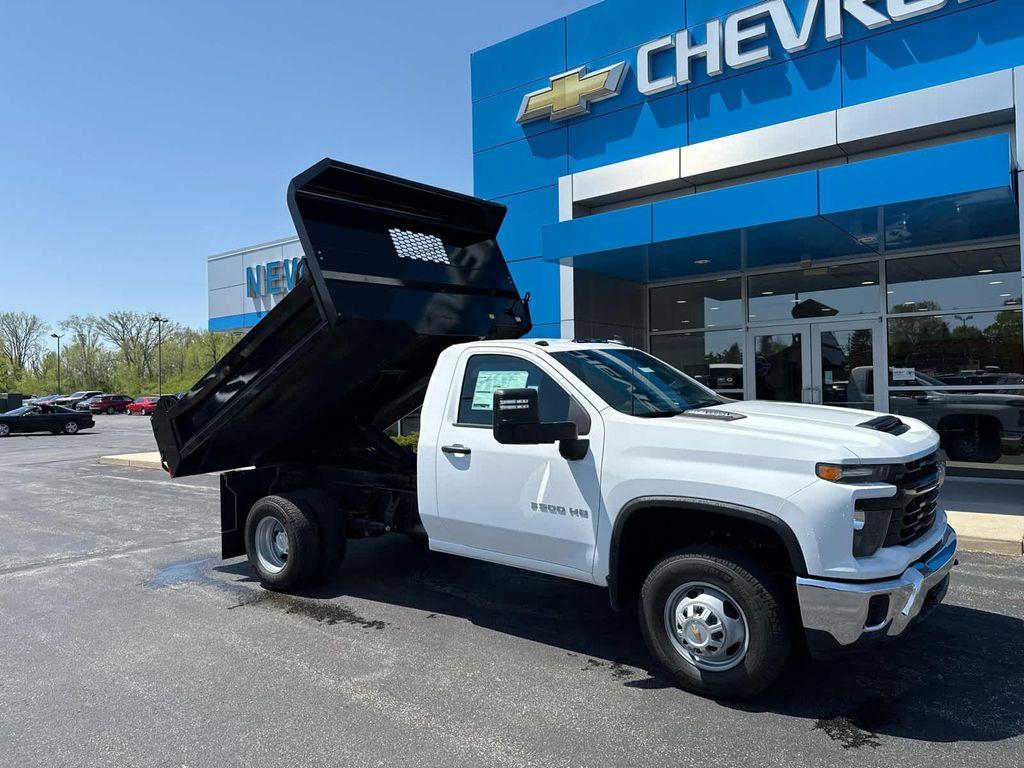 new 2026 Chevrolet Silverado 3500 car, priced at $67,400