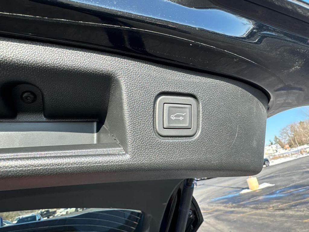 used 2025 Chevrolet Blazer car, priced at $29,900