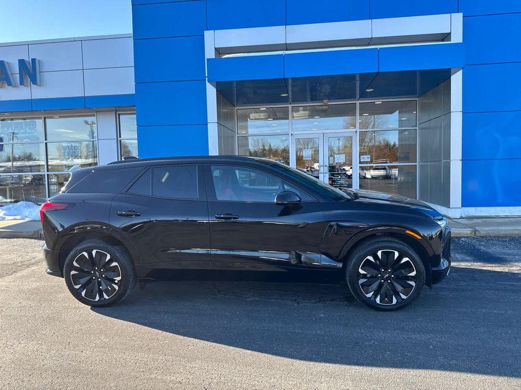 used 2025 Chevrolet Blazer car, priced at $29,900