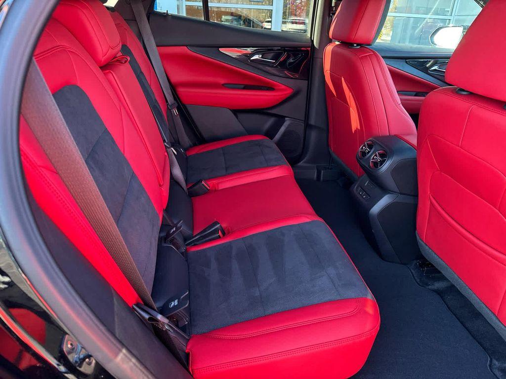 used 2025 Chevrolet Blazer car, priced at $29,900