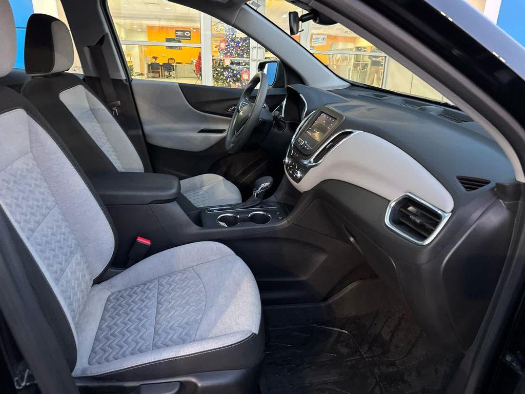 used 2023 Chevrolet Equinox car, priced at $19,993