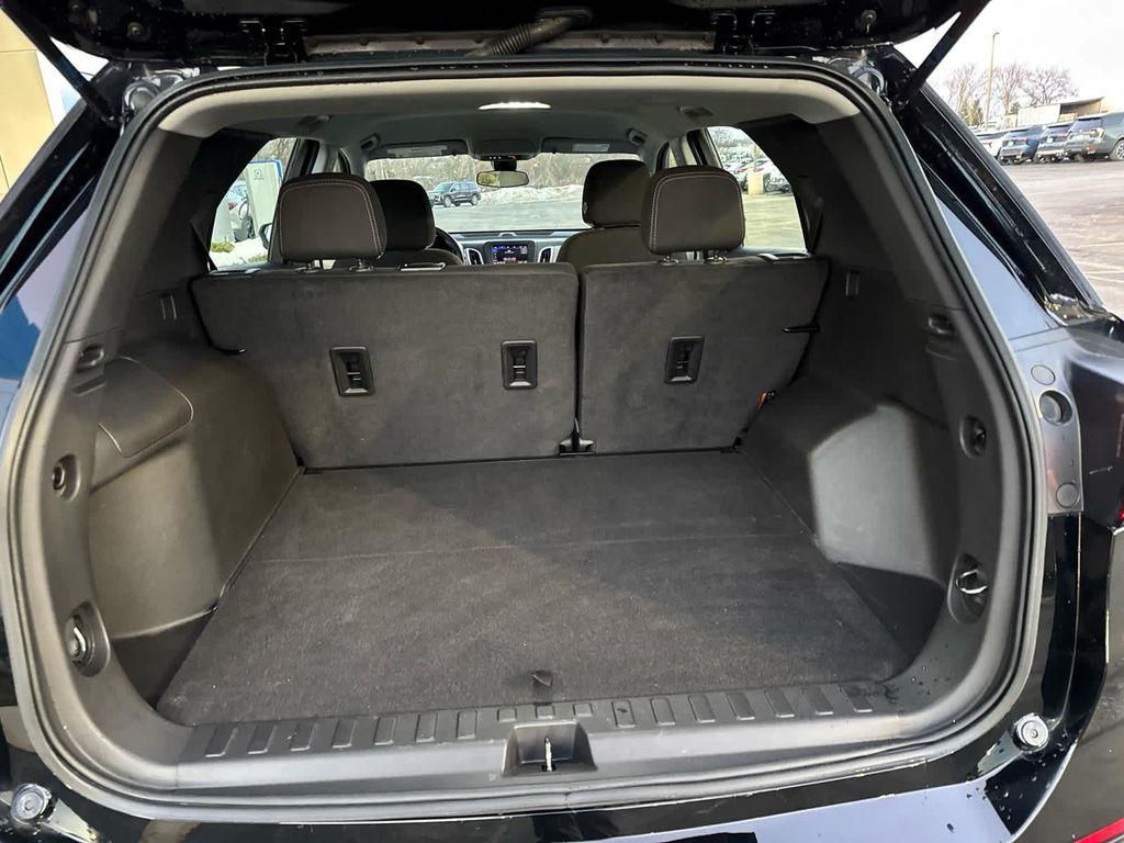 used 2023 Chevrolet Equinox car, priced at $19,993