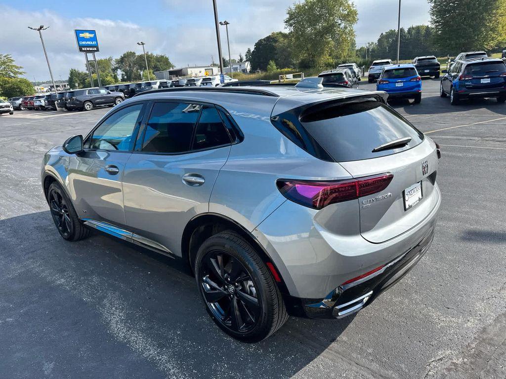 used 2025 Buick Envision car, priced at $33,993