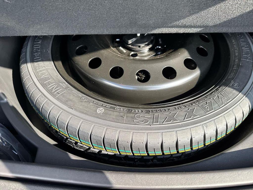 used 2025 Buick Envision car, priced at $33,993