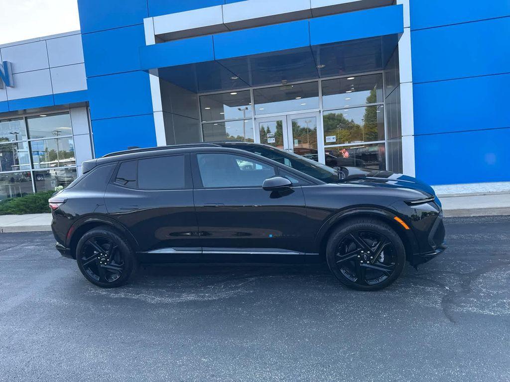 used 2024 Chevrolet Equinox EV car, priced at $27,993