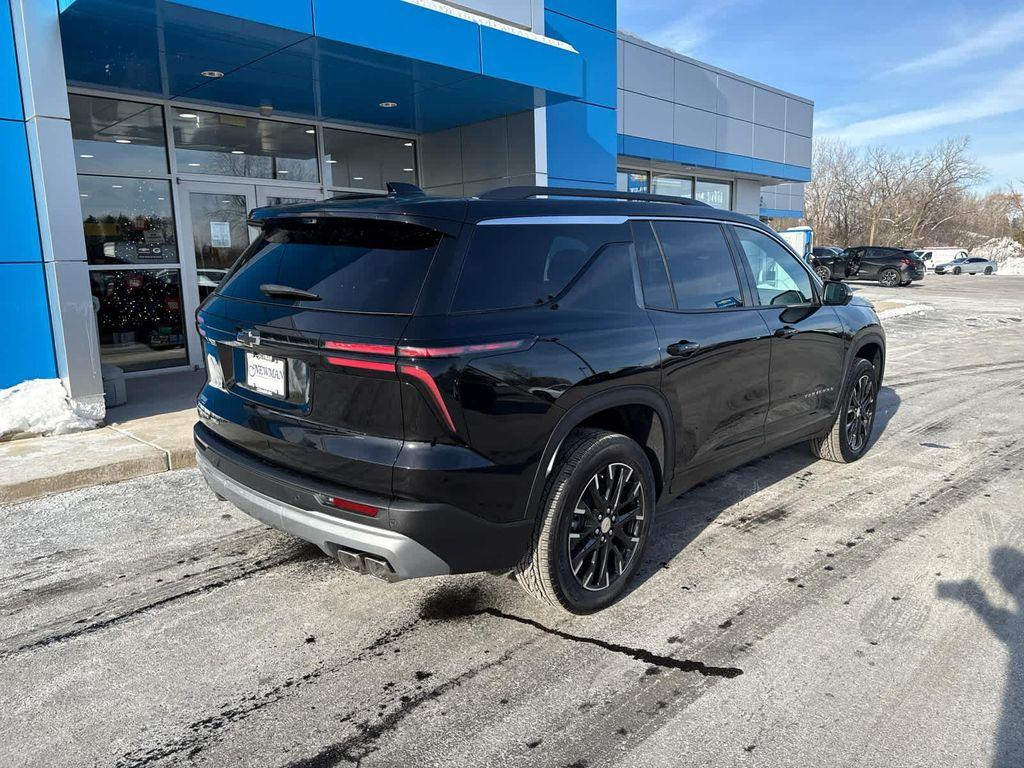 new 2026 Chevrolet Traverse car, priced at $46,493