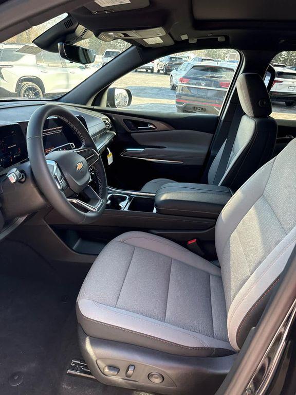 new 2026 Chevrolet Traverse car, priced at $46,493