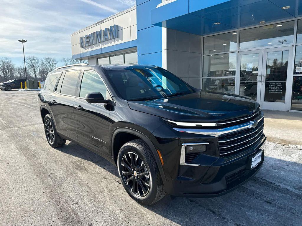 new 2026 Chevrolet Traverse car, priced at $46,493