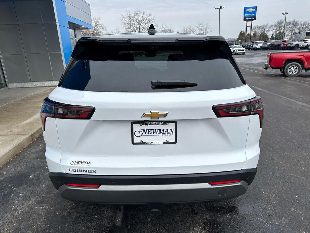 new 2026 Chevrolet Equinox car, priced at $32,235