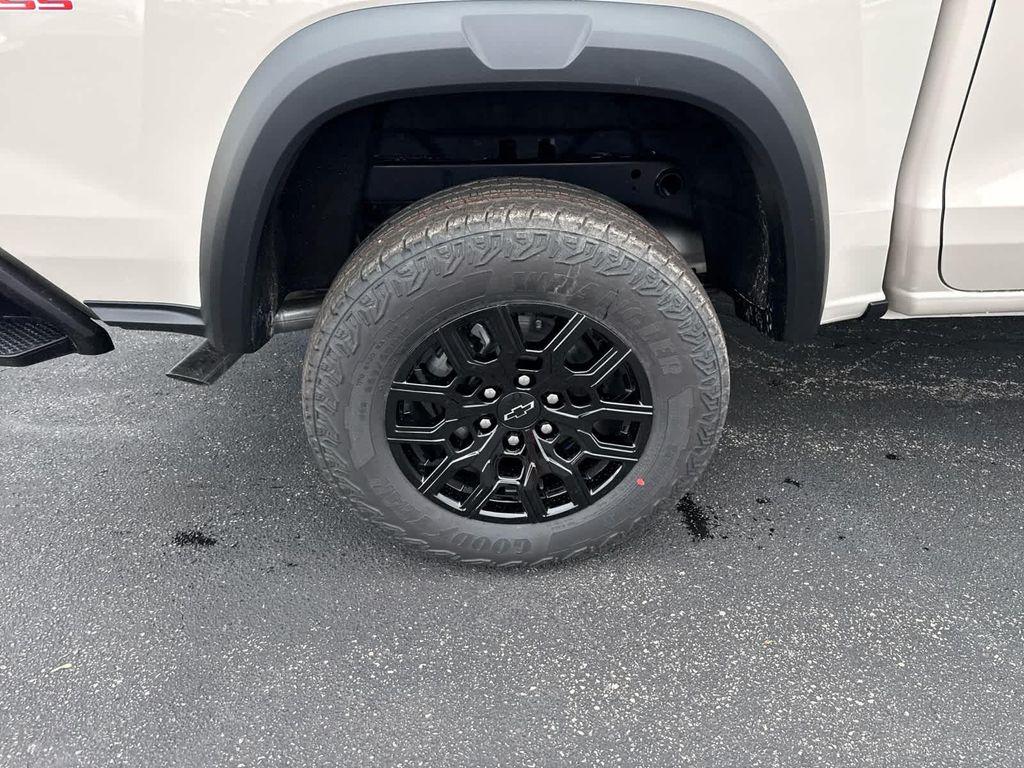 new 2026 Chevrolet Colorado car, priced at $40,955