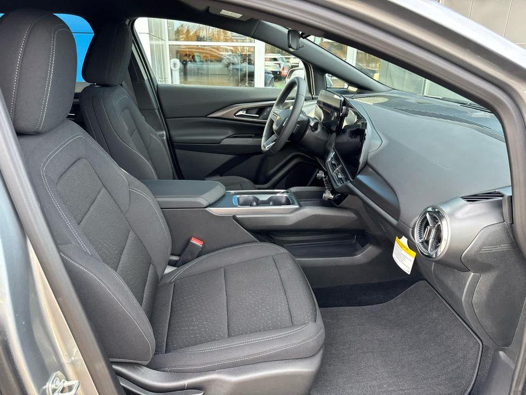 used 2025 Chevrolet Equinox EV car, priced at $24,900