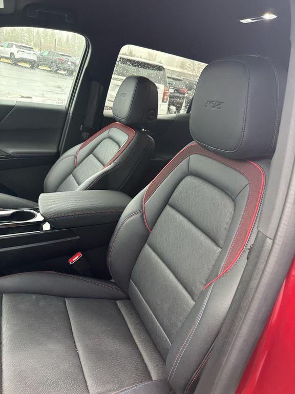 used 2025 Chevrolet Equinox car, priced at $32,996