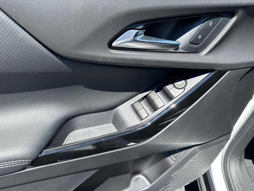 new 2026 Chevrolet Equinox car, priced at $34,845