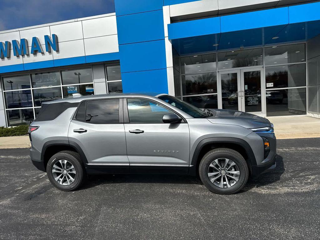 new 2026 Chevrolet Equinox car, priced at $30,795