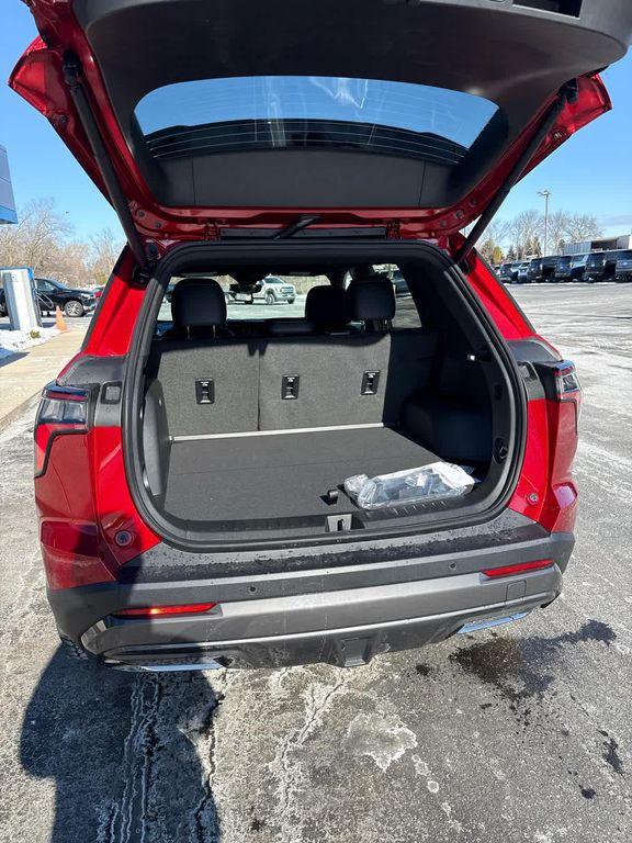 new 2026 Chevrolet Equinox car, priced at $38,235