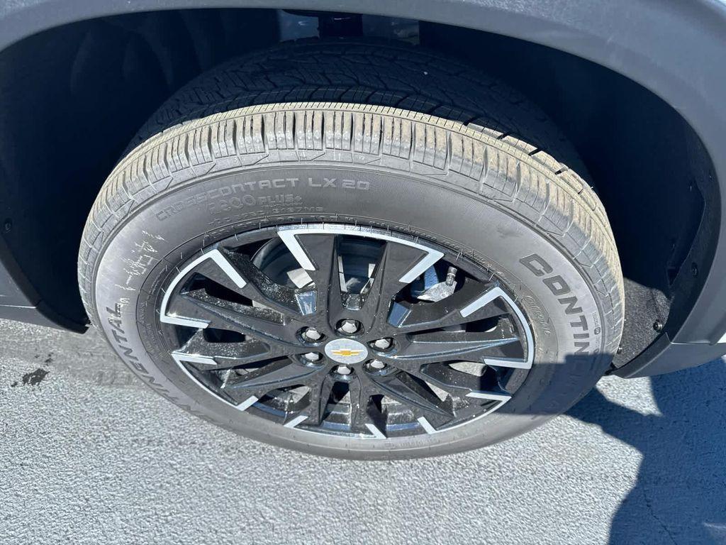 new 2026 Chevrolet Traverse car, priced at $50,515