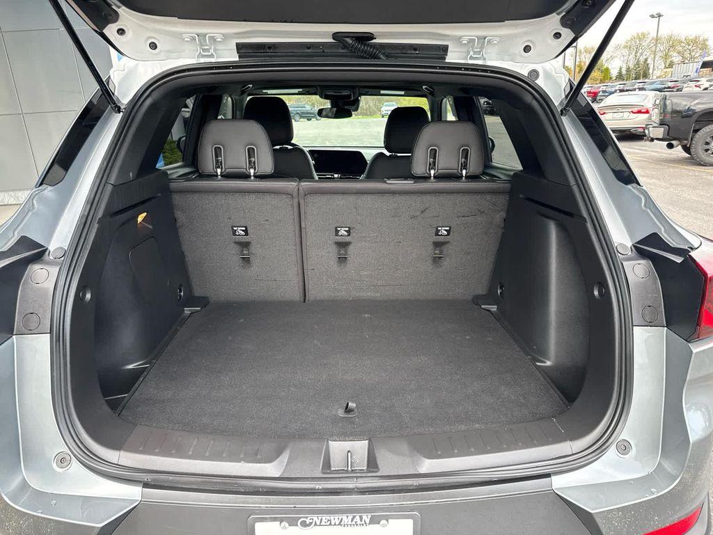 used 2024 Chevrolet TrailBlazer car, priced at $23,677