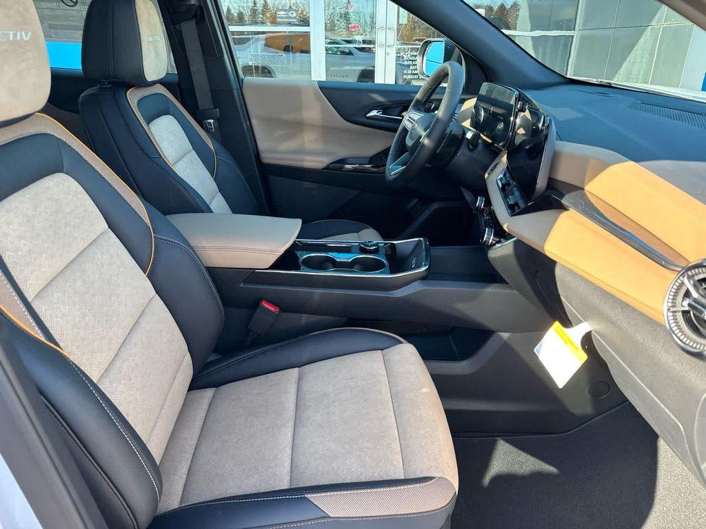 new 2026 Chevrolet Equinox car, priced at $40,980