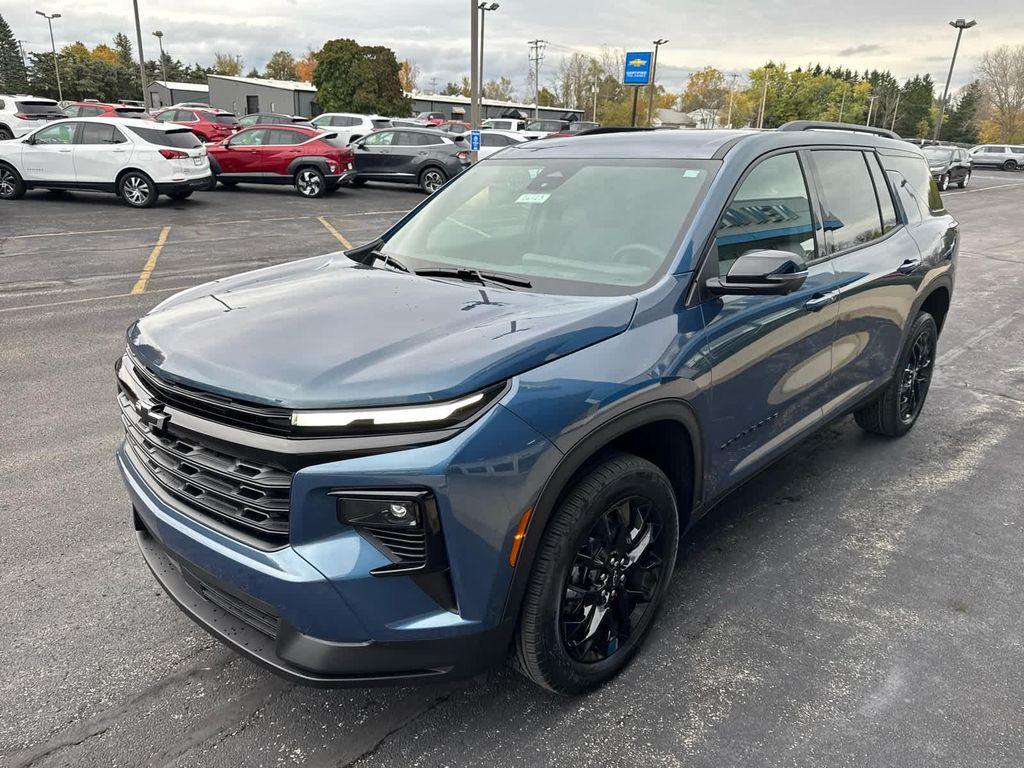 new 2026 Chevrolet Traverse car, priced at $46,498