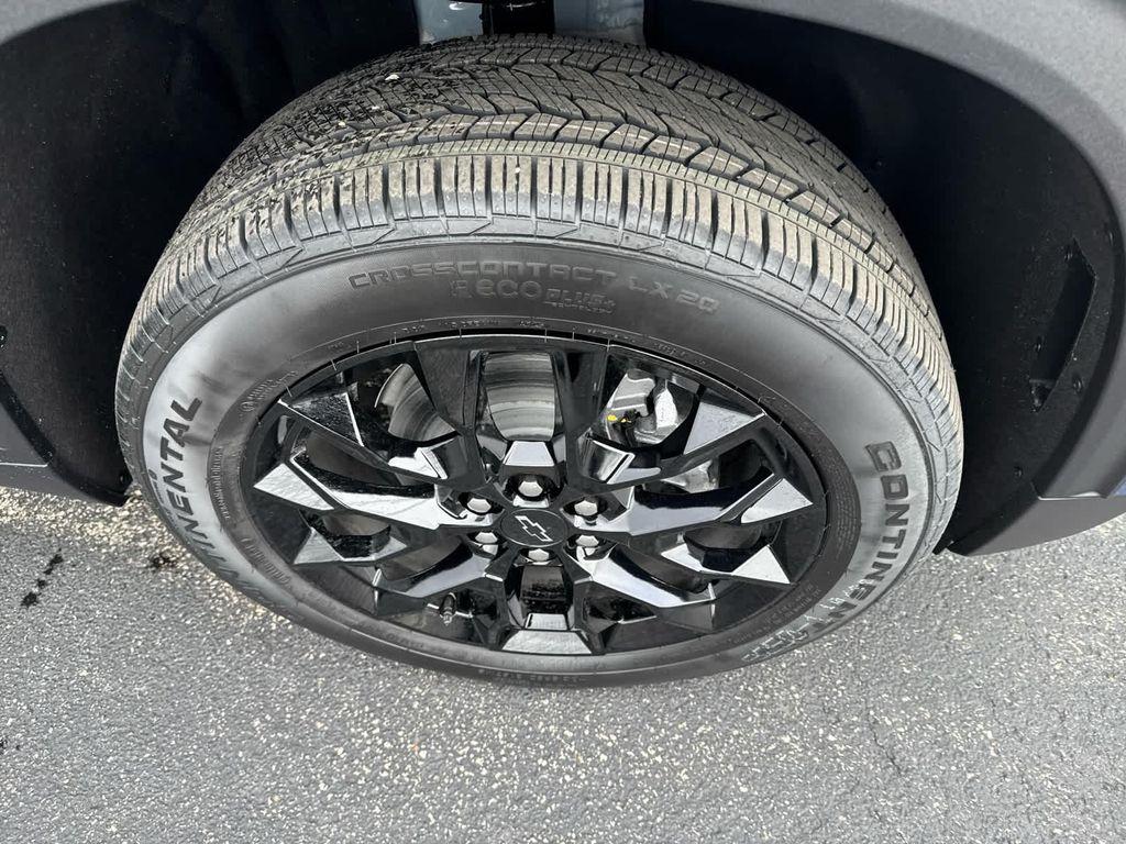 new 2026 Chevrolet Traverse car, priced at $46,498