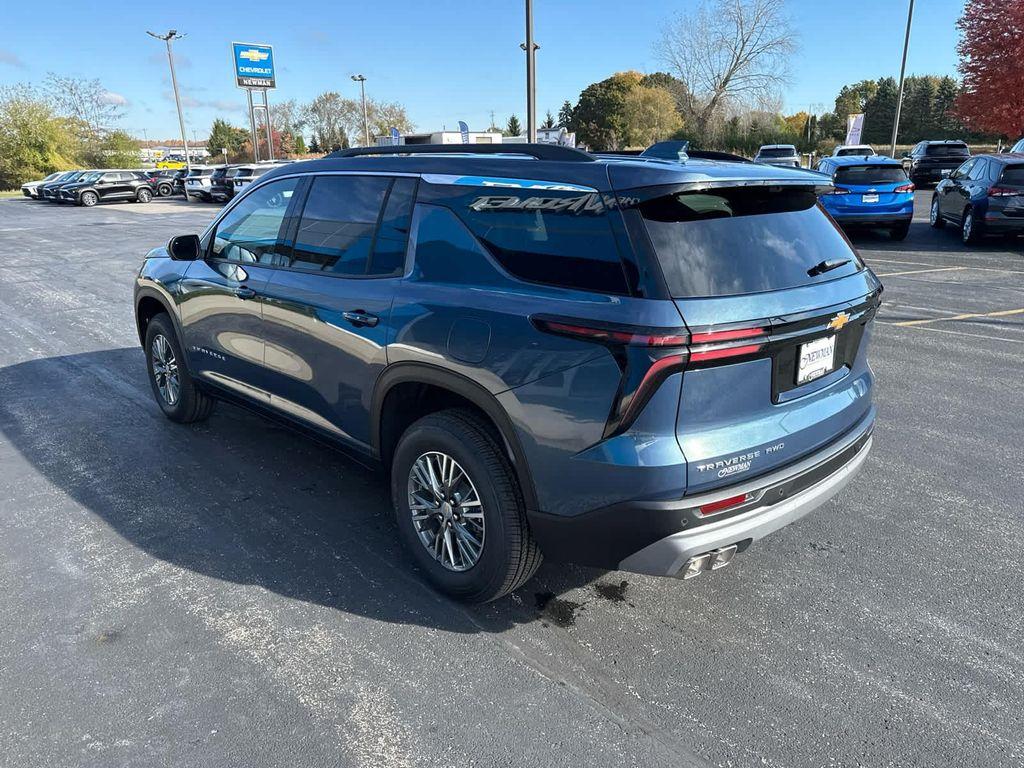 new 2026 Chevrolet Traverse car, priced at $44,299
