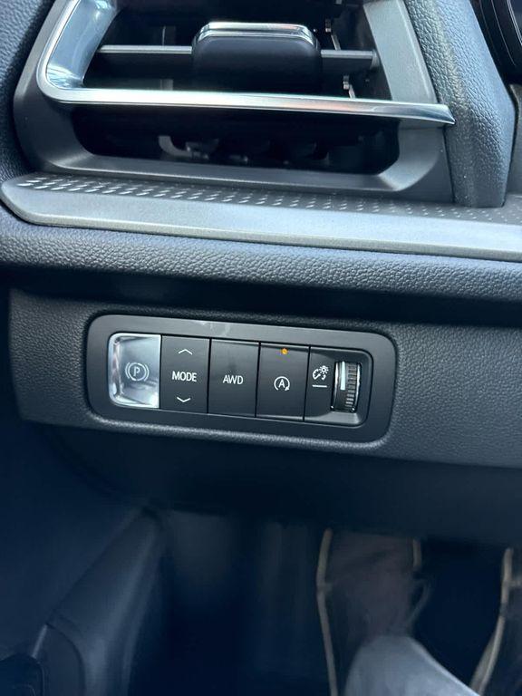 new 2026 Chevrolet Traverse car, priced at $44,299