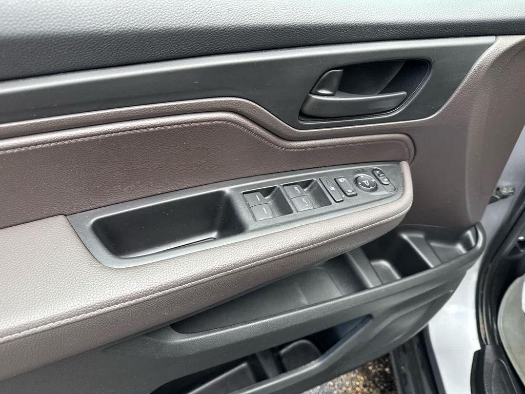 used 2022 Honda Odyssey car, priced at $25,900