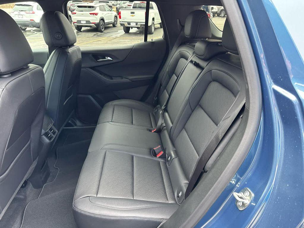 new 2026 Chevrolet Equinox car, priced at $35,685