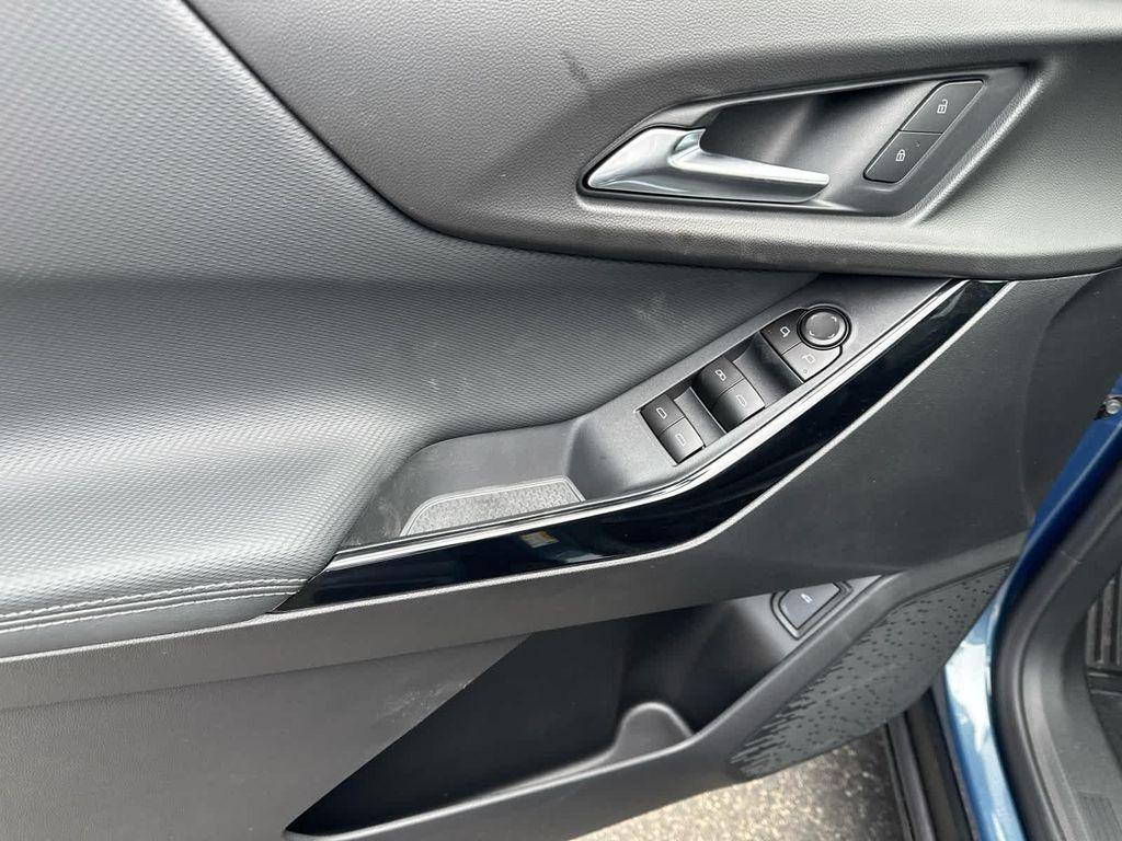 new 2026 Chevrolet Equinox car, priced at $35,685