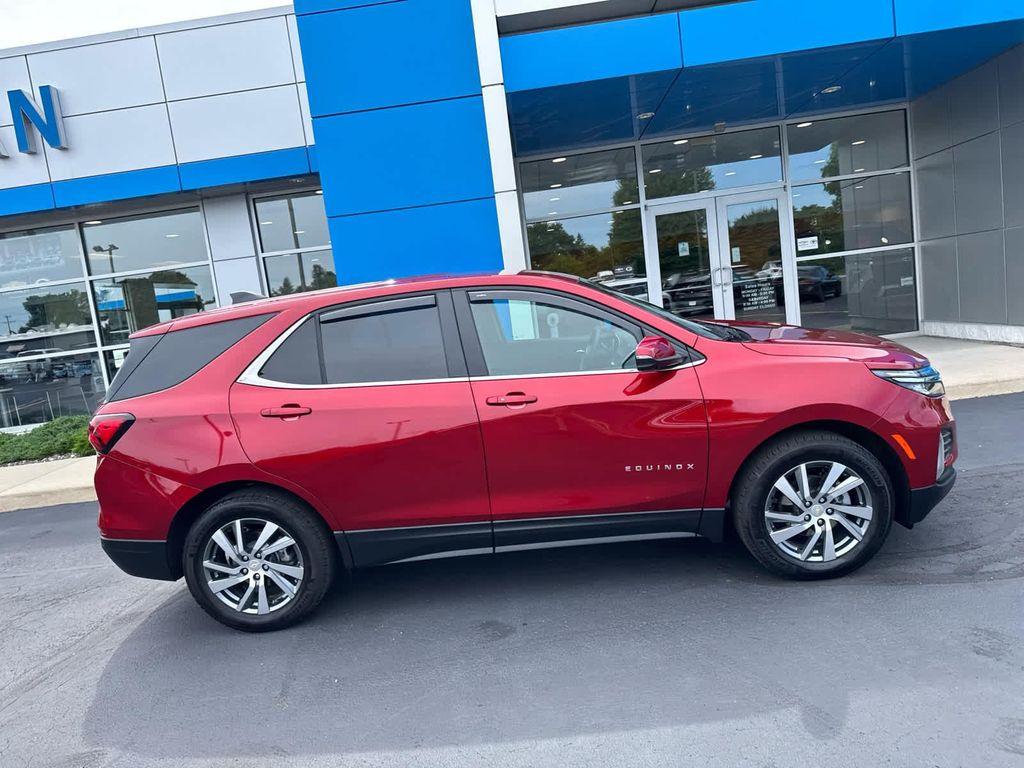 used 2024 Chevrolet Equinox car, priced at $22,900